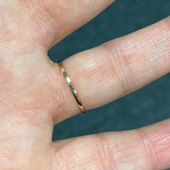 New Solid 14K Yellow Gold Fancy CZ Flower Ring - Picture 4 of 8